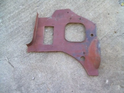 Nuevo de Lote Antiguo MoPar 1973-1977 Dodge Plymouth B-Van Capucha Inferior Derecha BISAGRA PILAR 3731386 Foto 1 de 3