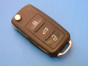 2013 VW VOLKSWAGEN GTI KEYLESS REMOTE ENTRY FOB OEM NBG010206T 5K0837202AK - Picture 1 of 5
