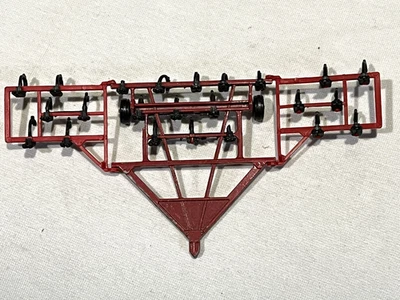 ERTL Folding Field Cultivator 1/64 Scale  - Red - Image 1 of 4