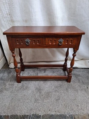 Mesa de salón/consola estilo encanto antiguo Foto 1 de 4