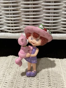 Strawberry Shortcake Vintage Pvc Doll Figure with kitten - Picture 1 of 6