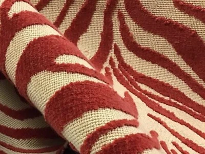 10 Yards Lot - Cowtan & Tout *El Morocco* Coral - Image 1 of 4