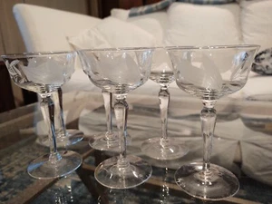 Vtg Set 6 Small Wine Glasses Pedestal Apertif Glasses 4oz - Picture 1 of 4