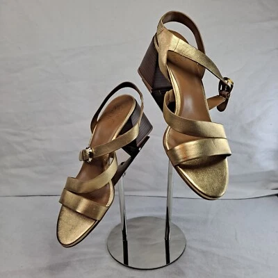 Naturalizer Veva Strappy Sandal Women Faux Leather Gold Metallic Block Heel Sz 9 - Image 1 of 4