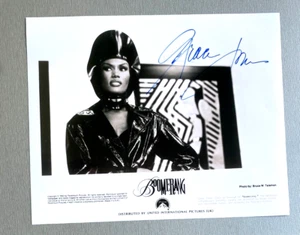 GRACE JONES 'Boomerang' In-person signed Foto 20x25 Autogramm selten! - Picture 1 of 1