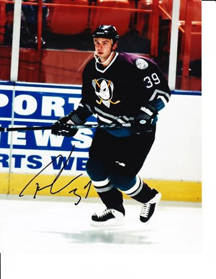ANAHEIM DUCKS TRAVIS VERDE FIRMADO HIELO ABIERTO 8X10 Foto 1 de 1