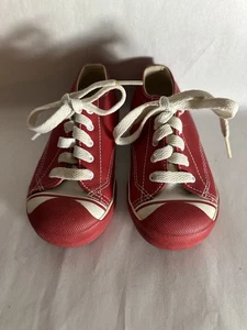 Pre-loved Morgan and Milo Boy/Girl Red Sneakers Size 8T Leather Upper Run Walk - Picture 1 of 5