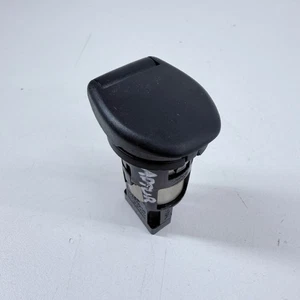 RENAULT CAPTUR MK1 12V STECKDOSE ZIGARETTENANZÜNDER POWER OUTLET PORT 13-17 - Bild 1 von 13