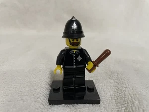 LEGO Collectible Minifigure Series 11 ~ 71002 Police Constable ~ Used & Complete - Picture 1 of 1