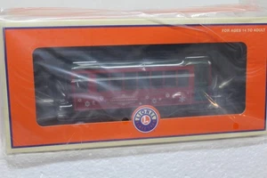 LIONEL #2535060 CHRISTMAS OPERATING TROLLEY - Picture 1 of 2