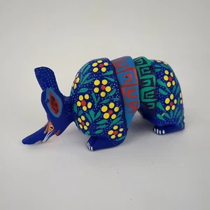 Armadillo Wood Carved Hand Painted Blue Oaxaca Mexico Signed Fabrises AS IS - Picture 1 of 9