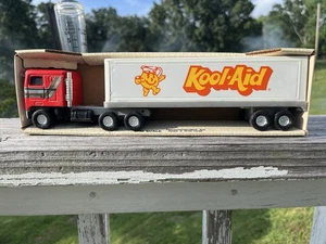 Ertl Kenworth Kool-Aid Semi Tractor Trailer Vintage 1/48th Scale Original Box - Picture 1 of 12