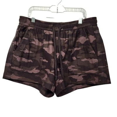 Pantalones cortos deportivos para mujer Athleta camuflados Farallón 4 Foto 1 de 4