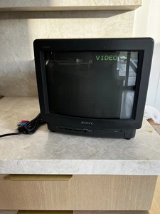 Sony Trinitron KV-13TR28 13” Retro CRT TV Gaming Television - TESTED! - Picture 1 of 5