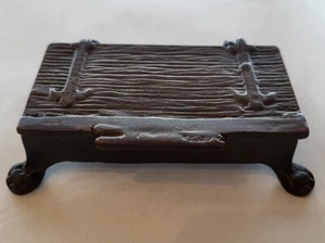 Joyero vintage hecho a mano de bronce estilo antiguo ataúd con bisagras - Imagen 1 de 8