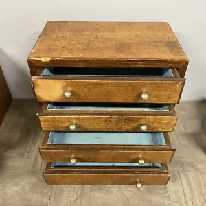 ANTIQUE MINIATURE DRESSER SALESMAN SAMPLE DRESSER DOLL CHEST DRAWERS See pics - Picture 1 of 17