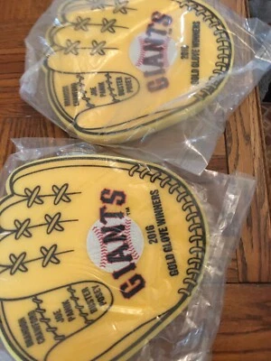 San Francisco Giants Foam Gold Glove Finger Crawford, Panik, Posey 2017 SGA - Image 1 of 2