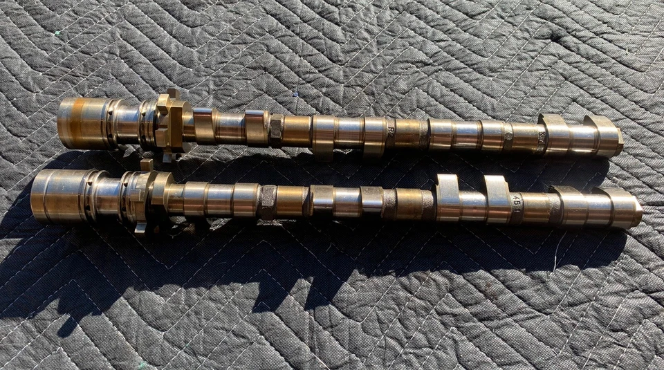 BMW E90 E92 E93 M3 S65 2008-2013 4,0 L banco 2 levas de admisión y escape Foto 1 de 4