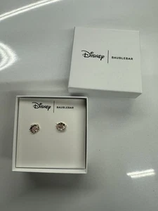 Orecchini Disney X Baublebar Villain Crudelia De Vil Mini Pave NUOVI SPEDIZIONE GRATUITA - Foto 1 di 3