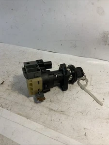 2004-08 Pontiac Grand Prix Ignition Switch Assembly With Key Complete - Picture 1 of 5