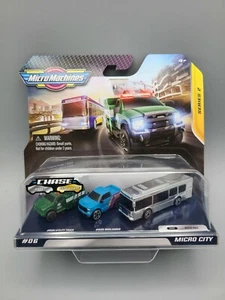 2020 MICRO MACHINES MICRO CITY #06 SERIES 2 CHROME RARE CHASE #0110 BUS IN HAND - Picture 1 of 4