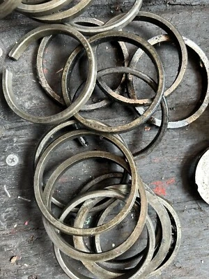 Borg Warner 78 series diff shims for carrier and pinion sold as singles Ford Val - image 1 of 4