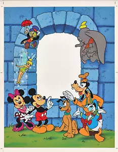 NUOVO DISNEY MICKEY & MINNIE CON GLI AMICI 8 PERSONAGGI ANIMAZIONE CEL FOTO TAPPETINO - Foto 1 di 3