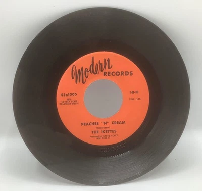 Ikettes-Peaches “N” Cream / The Biggest Players-1965  7" 45rpm-Clean Tested-VG+ - Image 1 of 2
