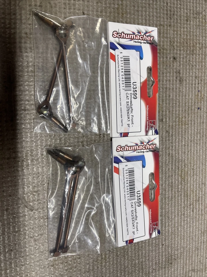 Eixos cardã dianteiros Schumacher U3599 CAT - Imagem 1 de 1