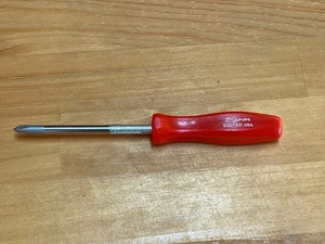 Snap-on SDDP301 Mini Hard Handle Phillips Screwdriver Red - Picture 1 of 6
