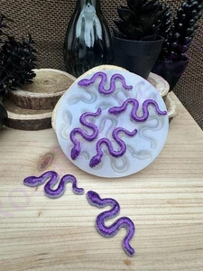 Halloween SERPIENTE molde de silicona hecho a mano para manualidades - Imagen 1 de 9