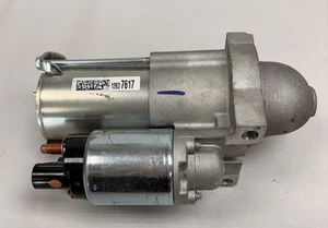 OEM GM 2010-2020 GMC Chevrolet Cadillac Starter Motor 12637617 - Picture 1 of 18