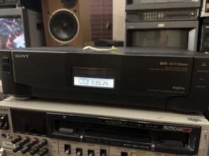 **FULLY SERVICED** Sony SLV-R1000 SVHS Player Recorder HiFi Stereo VCR NTSC - Picture 1 of 16