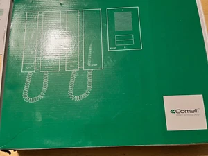 COMELIT KAE5062 - 5 WIRE INTERCOM 2 CALL BUTTONS - Bild 1 von 4