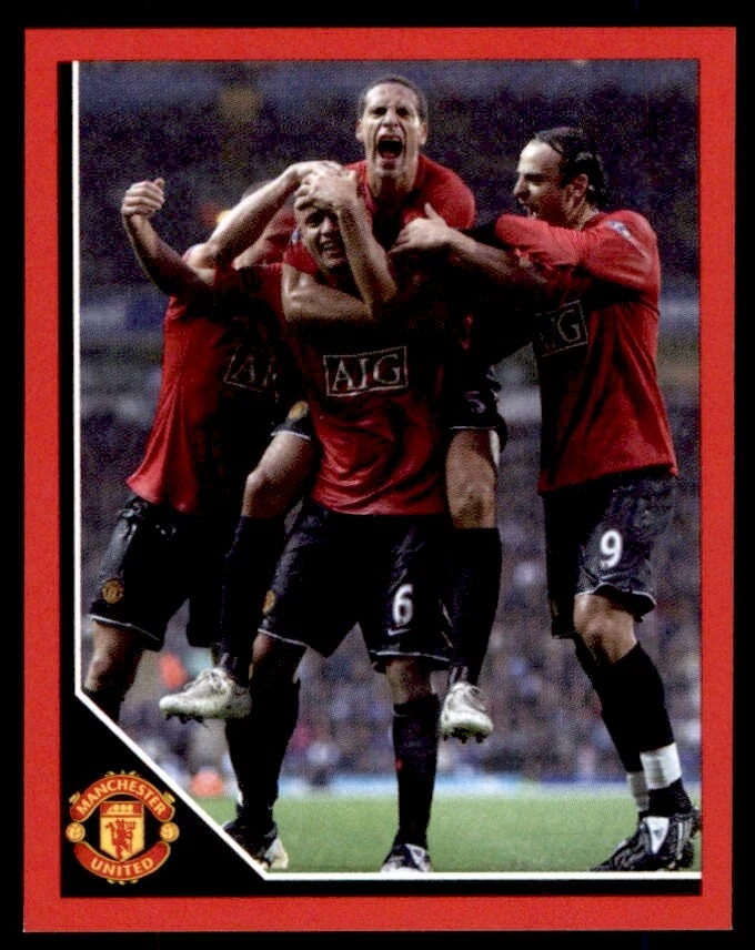 Panini Manchester United 2008 - Wes Brown in celebration No. 47 - Image 1 of 2