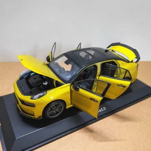 Burago 1/18 Scale Lynk&Co 03 Yellow Diecast Car Model Collection Toy gift - Picture 1 of 7