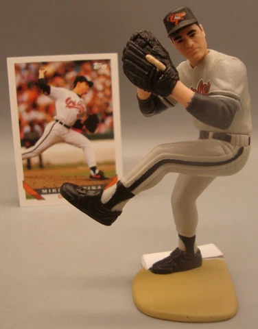 LOOSE 1997 STARTING LINEUP SLU FIGURE MIKE MUSSINA BALTIMORE ORIOLES Cover