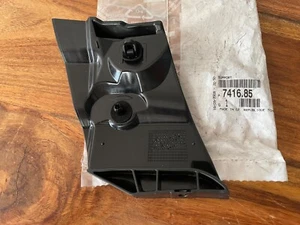 Supporto paraurti posteriore sinistro Citroen C1 Peugeot 107 05-12 NUOVO ORIGINALE 741685 6E2 - Foto 1 di 4