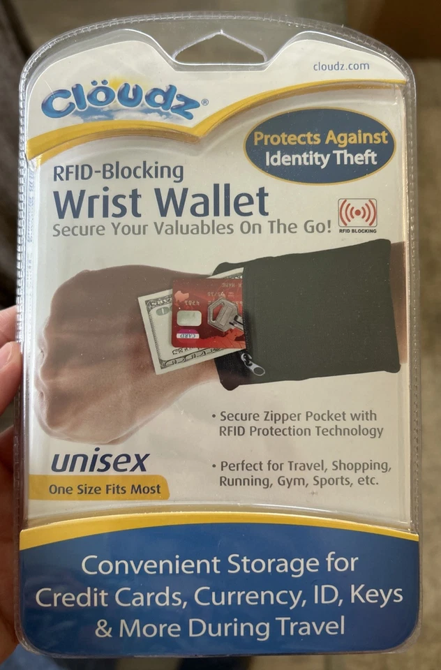 Cloudz RFID Blocking Protection Wrist Wallet Travel Black.