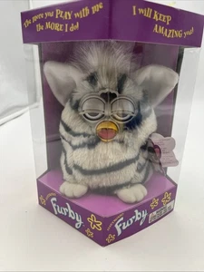 FURBY Tiger 70-800 1998 vintage rayas cebra negro blanco ojos marrones nuevo en caja - Imagen 1 de 11