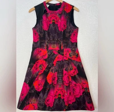 Vestido De Colección Nicole Miller Algodón Cuero Rosa Floral Recortado Y2K Oscuro Romántico Talla 8 Foto 1 de 4