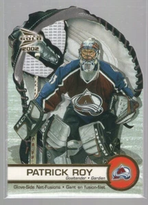 2001/02 Pacific Prism Gold McDonald's Glove Side Net Fusions #1 - PATRICK ROY - Bild 1 von 2