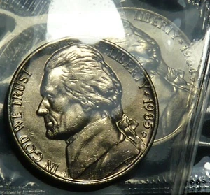 1985 D Jefferson Nickel 5c in US Mint Cellophane *COMBINED SHIPPING* - Picture 1 of 1