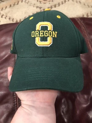 Oregon Ducks Baseball Hat Cap Basketball Football Adjustable Size Hook and Loop - Image 1 of 4