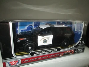 1:24 Ford Police Interceptor Utility 2015 California Highway Patrol MotorMax - Foto 1 di 3
