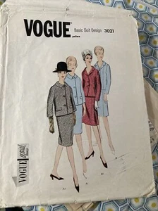 Vintage Vogue Sewing Pattern For Women Basic Suit Design 3021 - Picture 1 of 5