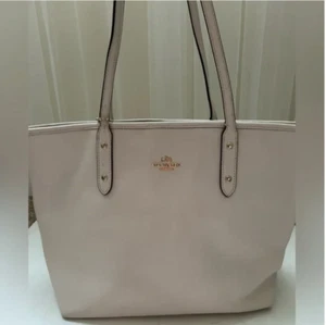 Coach Leather White Large Tote Shoulder Bag - Picture 1 of 11
