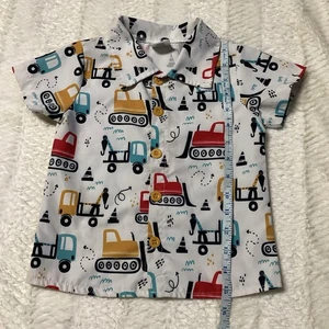 Kleinkind Jungen kleine Konstruktion Thema Knopfleiste 2T/3T Shirts Sommer   - Bild 1 von 5