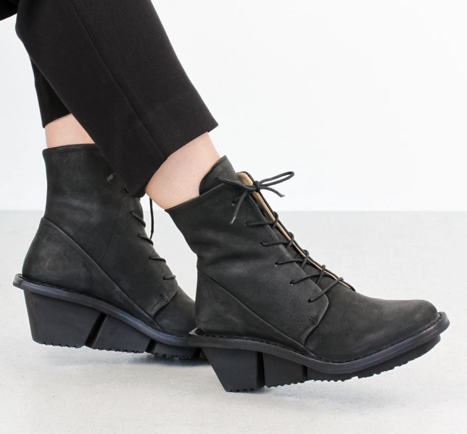 Trippen Viaggio Boots  Size   38 / 7.5      Gritt Brown     Ankle Boots   Gemany - Image 1 of 1