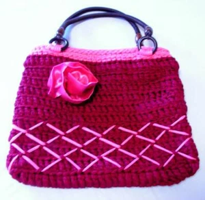 BORSA A MANO E A SPALLE IN FETTUCCIA COLOR ROSSO AMARENA FODERATA - Foto 1 di 7